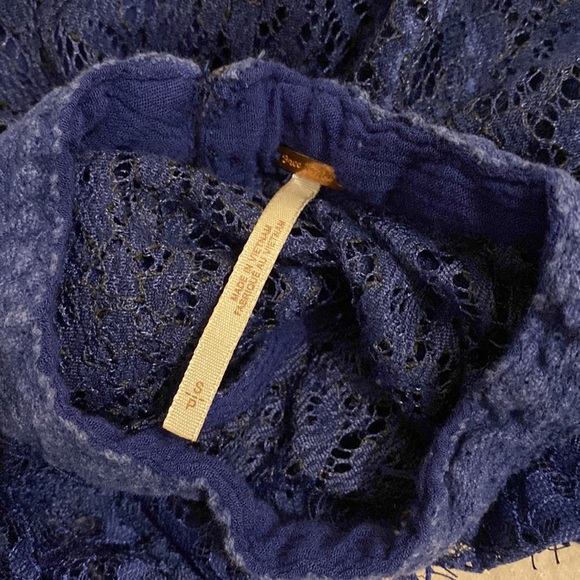 Free People blue blouse . Size S - Picture 6 of 10